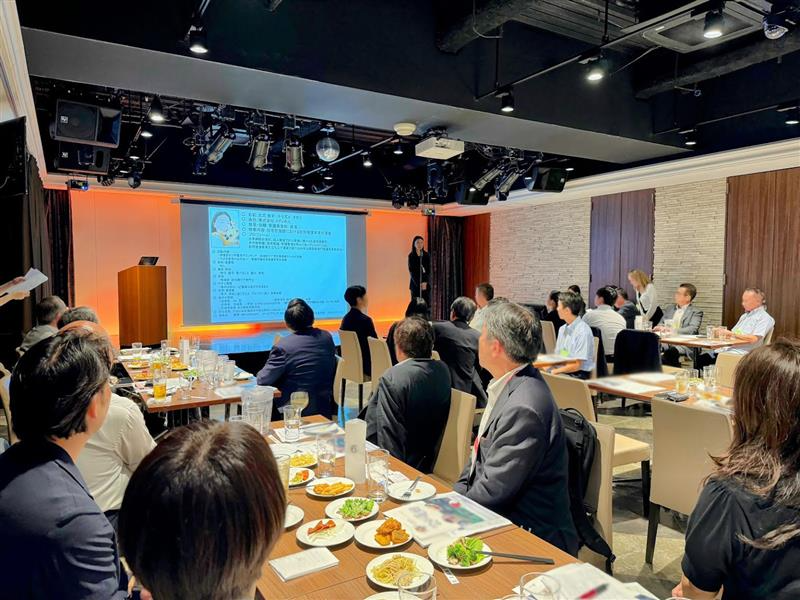 活き活き倶楽部関東でのプレゼンの様子